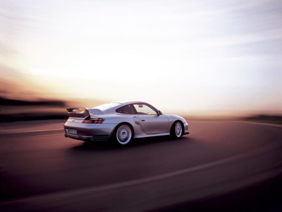  Porsche 911 GT2 2001 года  (фото 27 из 30)